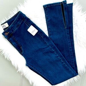 NWT! Free People Riley Slit Skinny Denim Jeans in Nightshade Blue Size 26